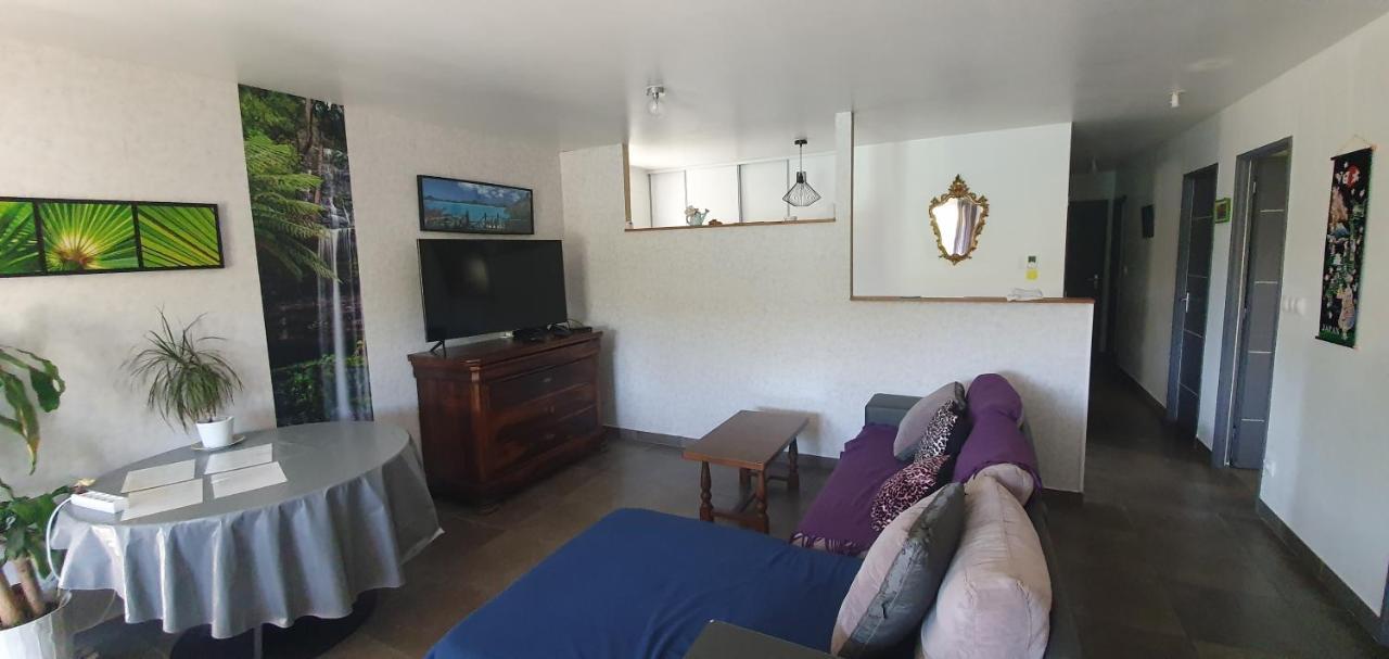 1 Chambre Avec Salle De Bain Privative Ds Maison Plain-Pied 105M2 A Montfaucon 10 Minutes De Besancon エクステリア 写真